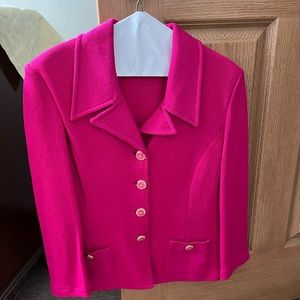 St John, size 6 jacket.